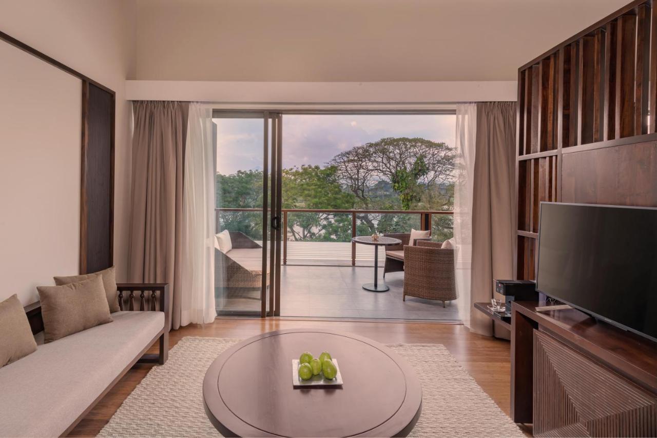 เจ็ทวิง แคนดี แกลลอรี่ Hotel แคนดี้ ภายนอก รูปภาพ